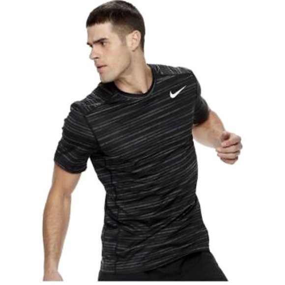 Nike Dri-fit fitted short sleeve (s) - Picture 1 of 5